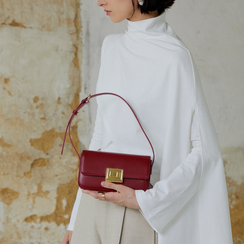 Book Lock Baguette Bag-S