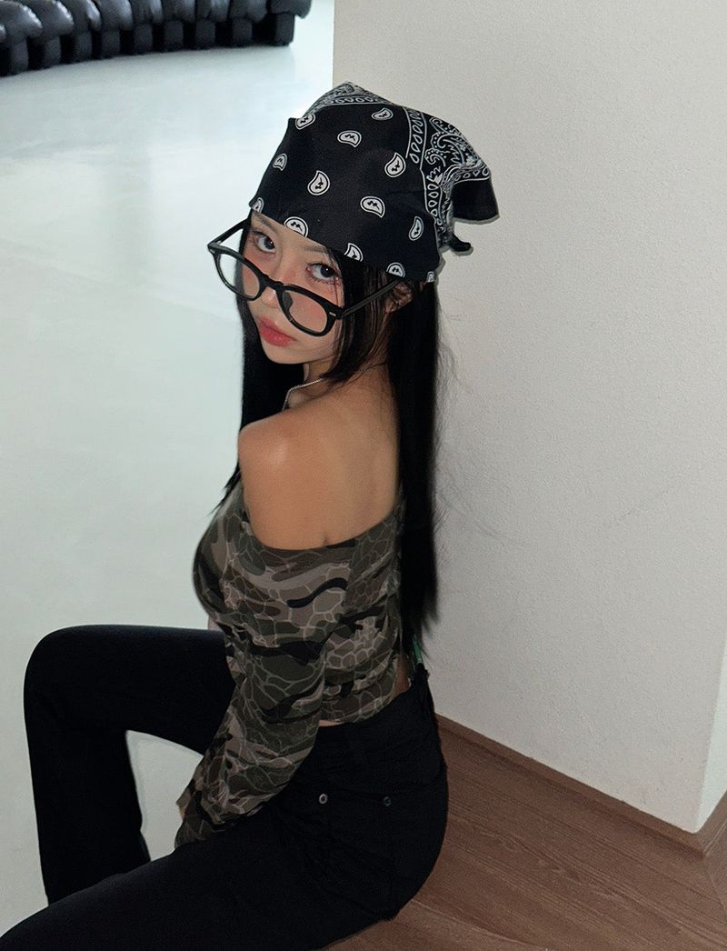 Pelvic Shirring Low-rise Bootcut Pants