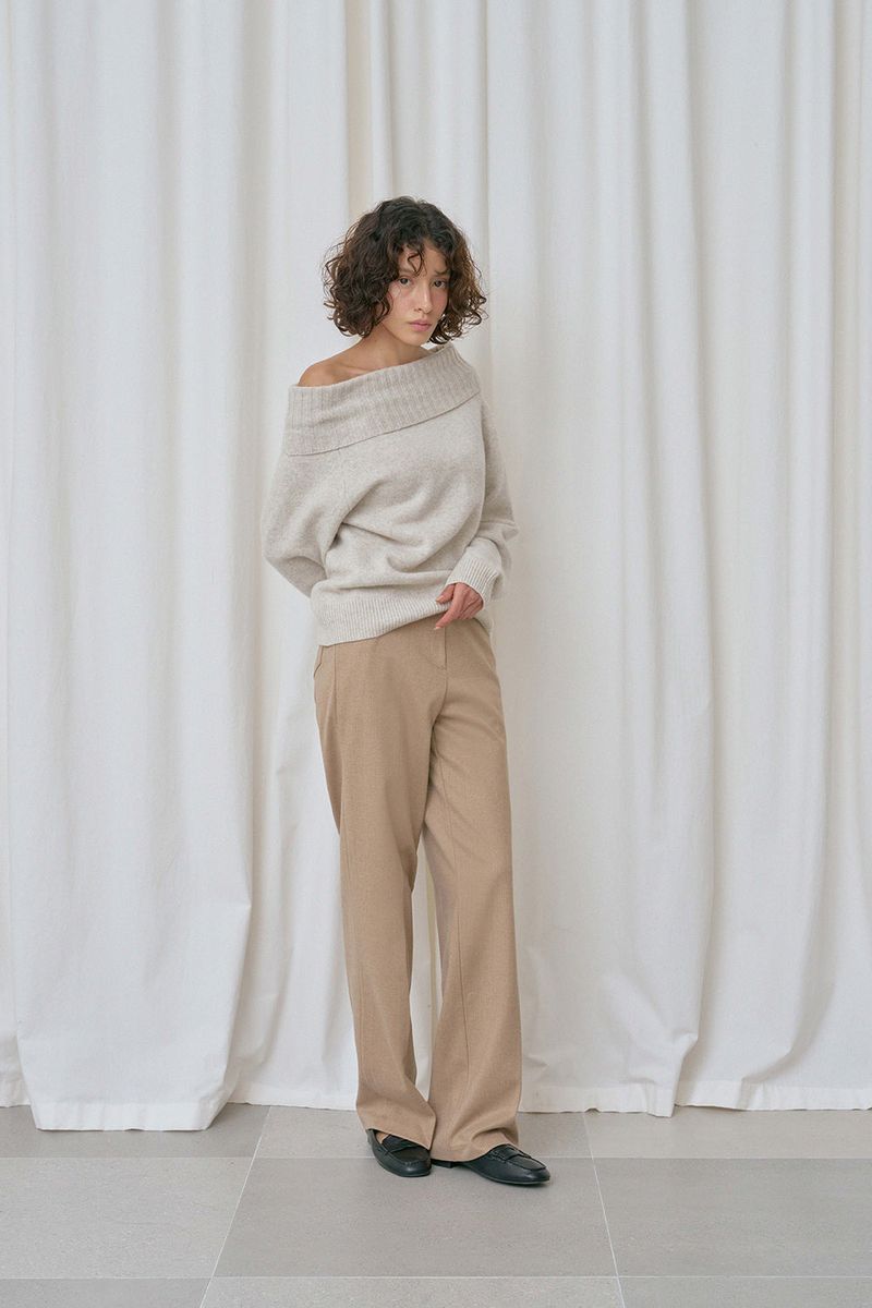 Lissom off-shoulder knit_oatmeal