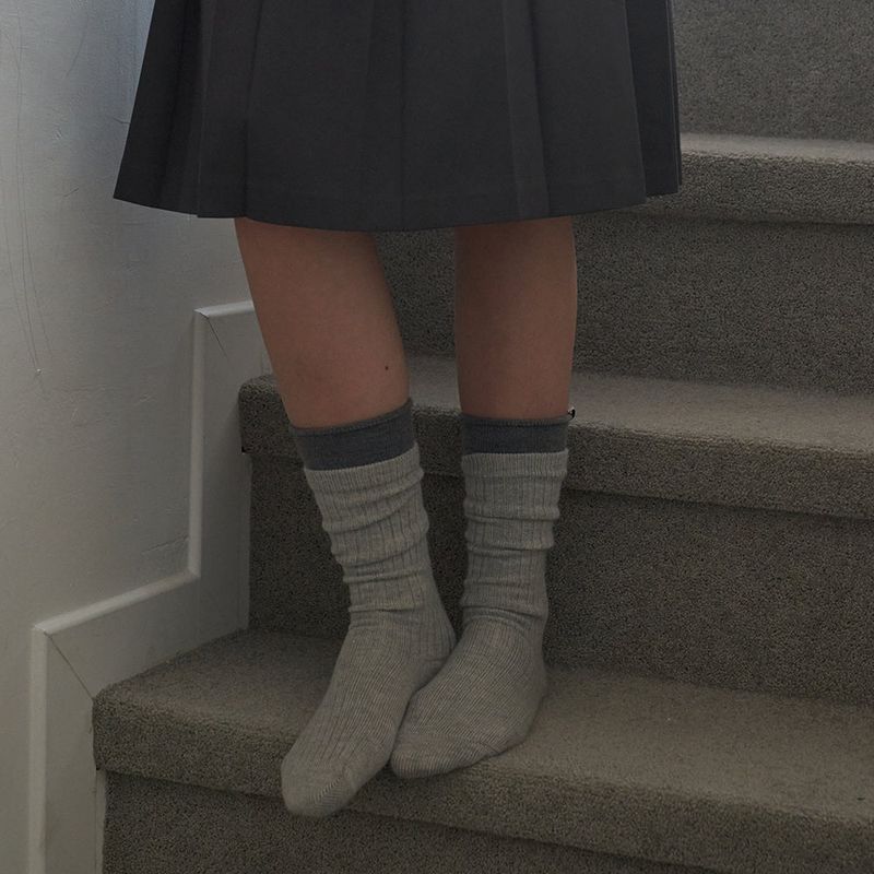OVT-U(オーブイティーユー)の「Two-Tone Soft Rib Socks_3 color(Fashion Accessories)」