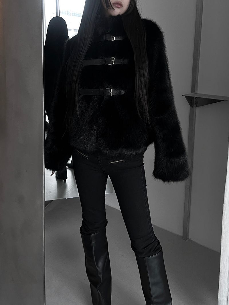 black buckle fur jacket