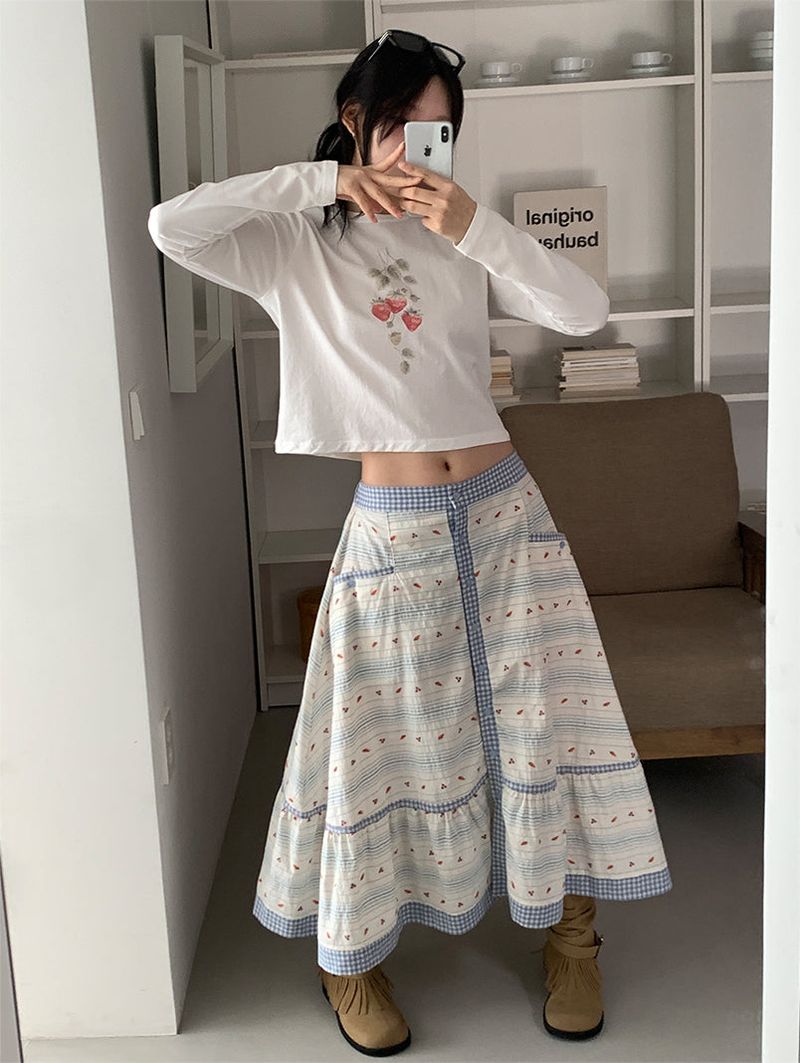CARROT BUTTON FULL SKIRT (2C)