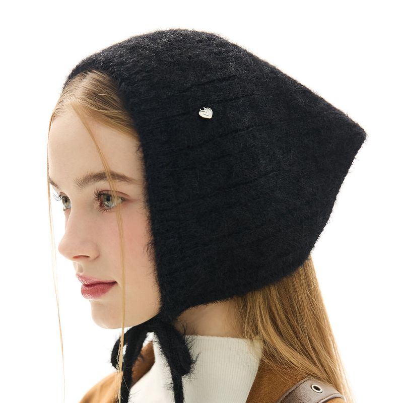 VVV（ブイブイブイ）の「Angora Knit Heart Logo Bonnet Hat _ Black（Hats）」