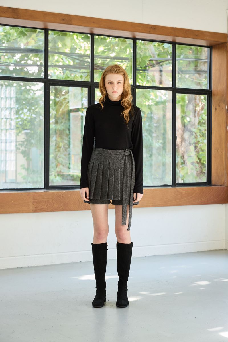 CLASSY HERRINGBONE WOOL SKIRT PANTS / CHARCOAL