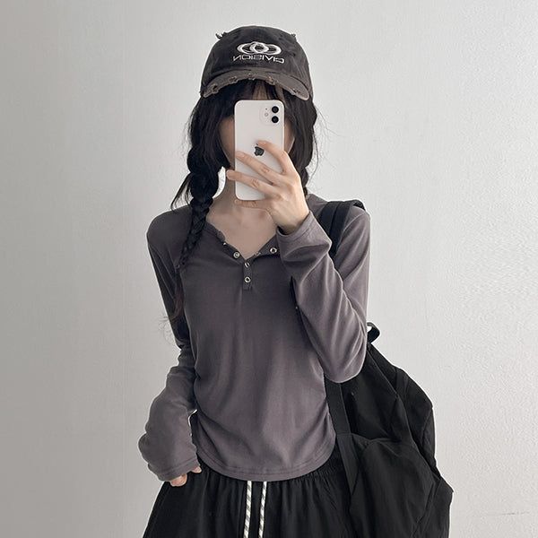 hijjoo（ハイチュー）の「サイド シャーリング Tシャツ 💛 ジェナ スナップ シャーリング ロングスリーブ Tシャツ (6 colors)（トップス）」