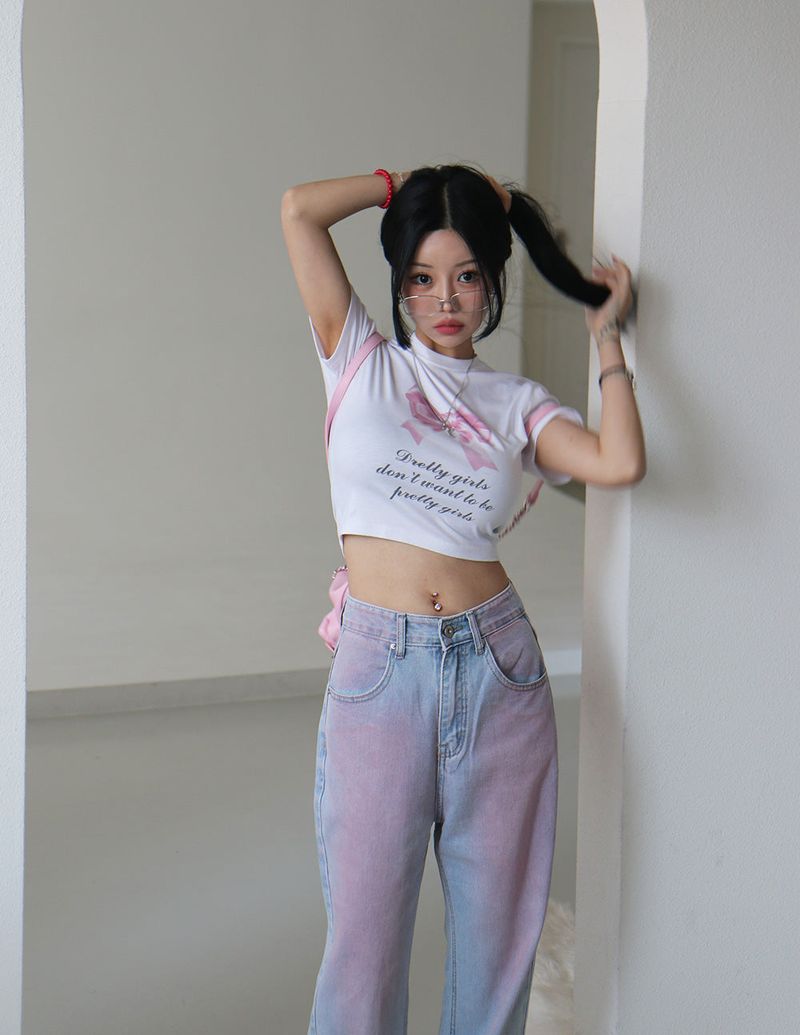 Delight-J(ディライトジェイ)の「Ribbon Kitchen Cropped Short-Sleeved T-Shirt(Tops)」