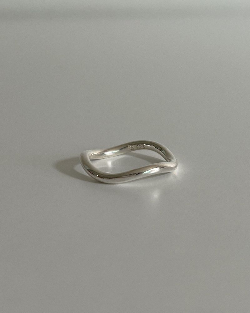 Whose ring (silver) *1PCS