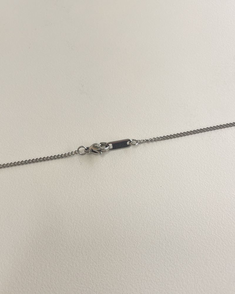 razor necklace