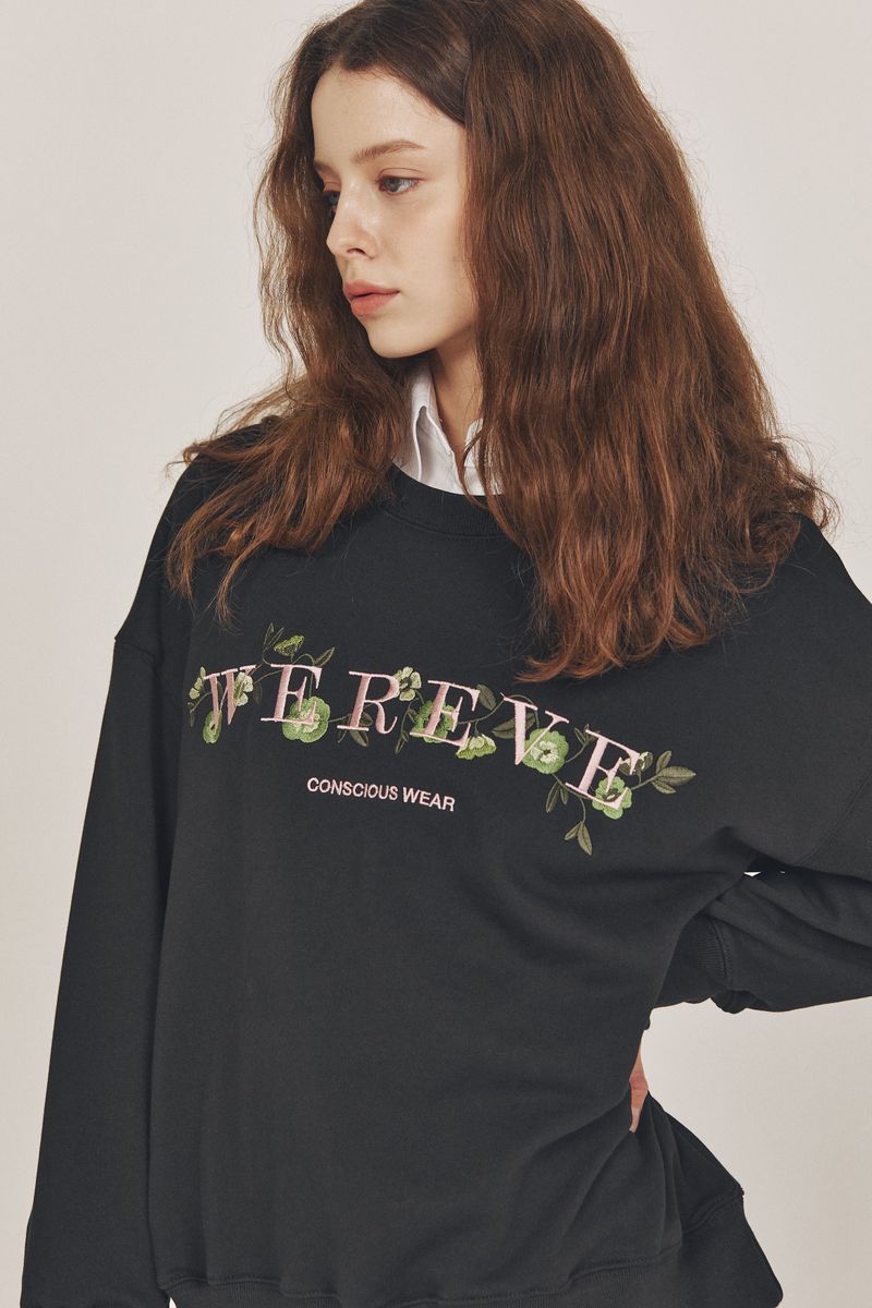 Flower Logo Embroidered Sweat shirt