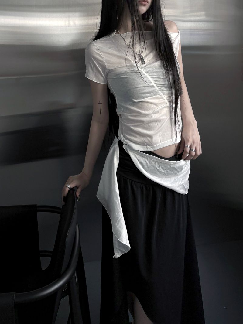 URBAN UNIQUE(アーバンユニーク)の「one-shoulder wrap set top (2color)(Tops)」