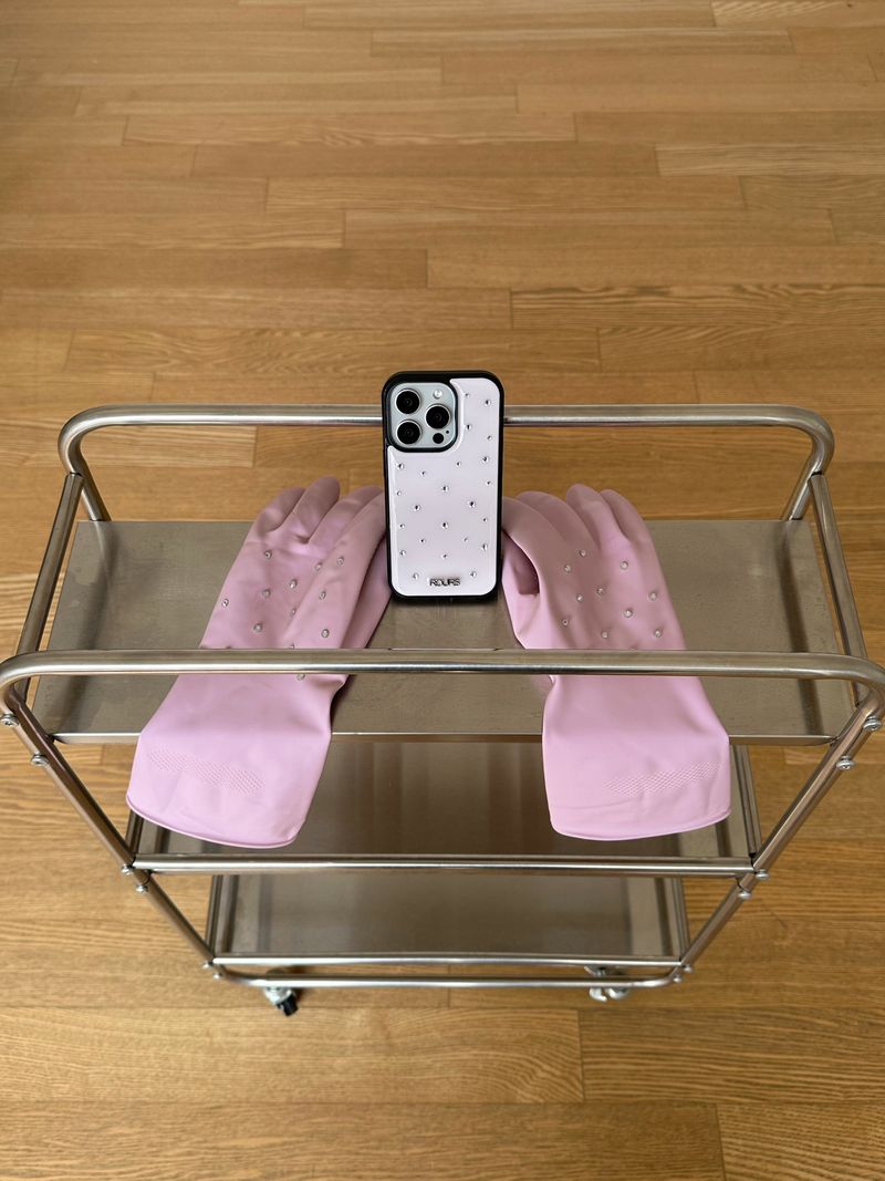 cubic stud case (pink)
