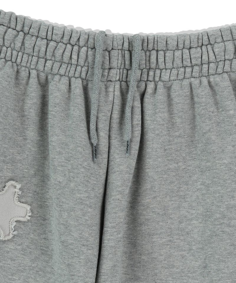 mah CUT OFF APPLIQUE SWEATPANT