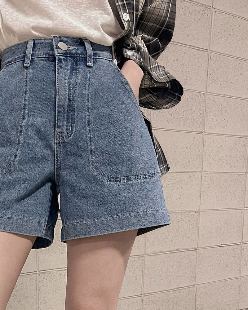 Pocken denim shorts