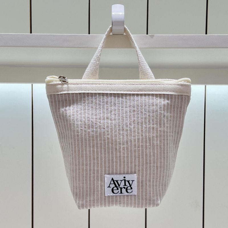 classic pouch_stripe handle beige