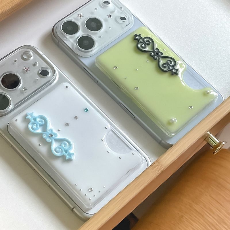 Ellebelle market（エルベルマーケット）の「[made]ハートチャーム バージョン マグセーフ カードウォレット（スマホグッズ/小物）」