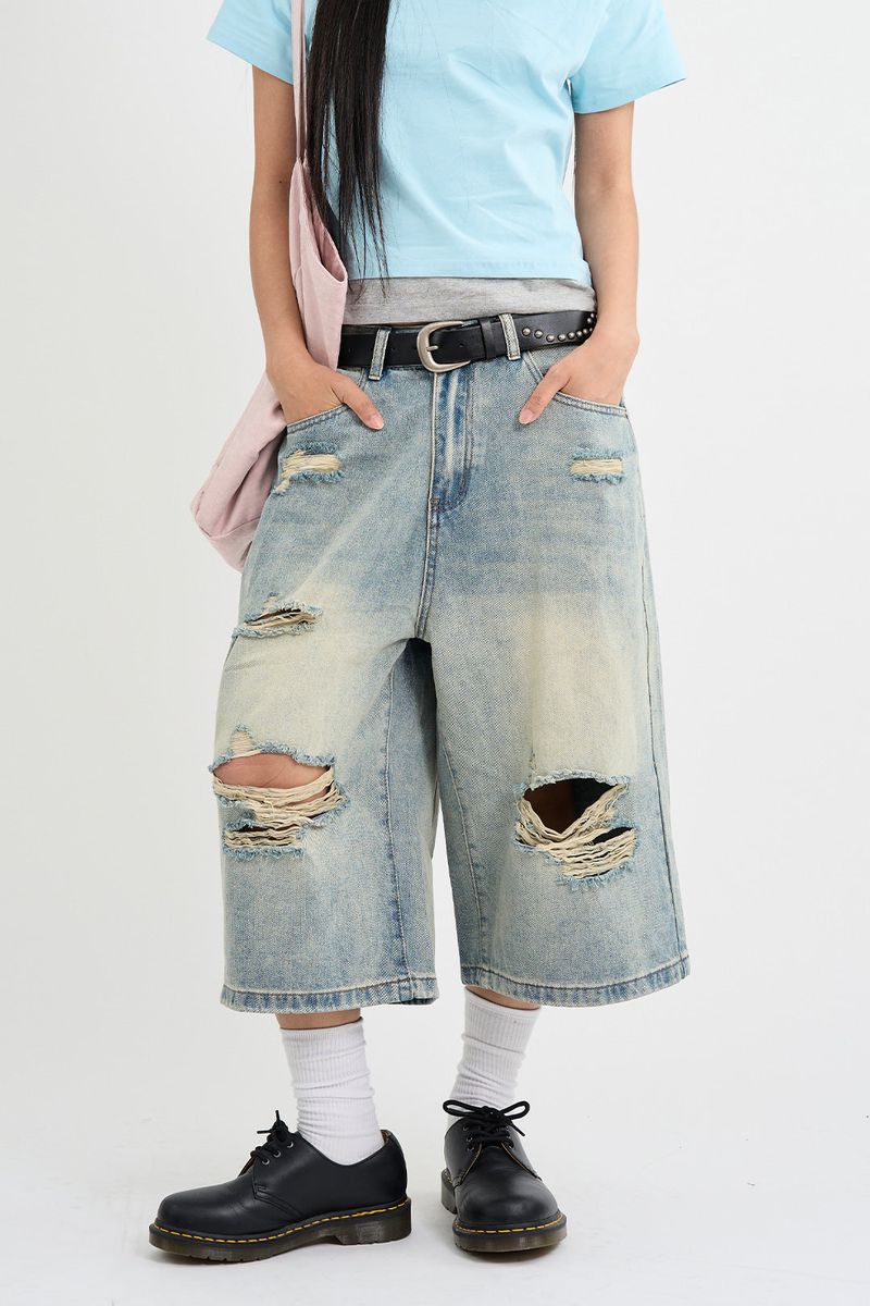 Raucohouse（ラウコハウス）の「Distressed Bermuda Denim Pants（Pants）」