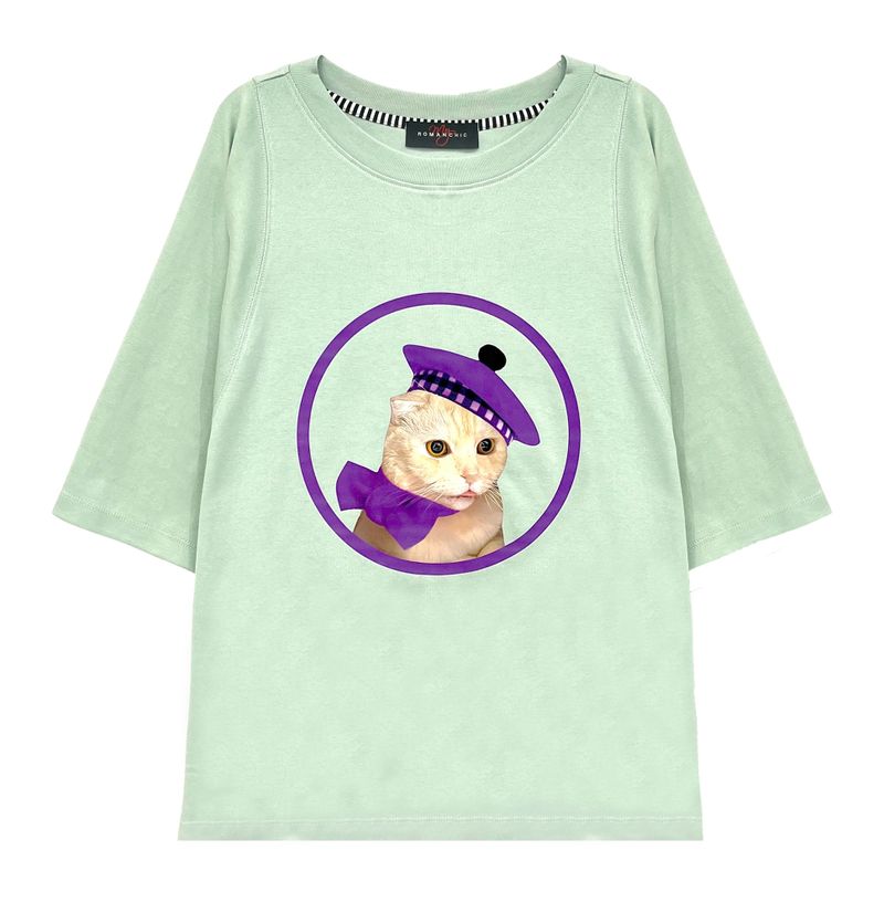 Hat on cat T-shirt