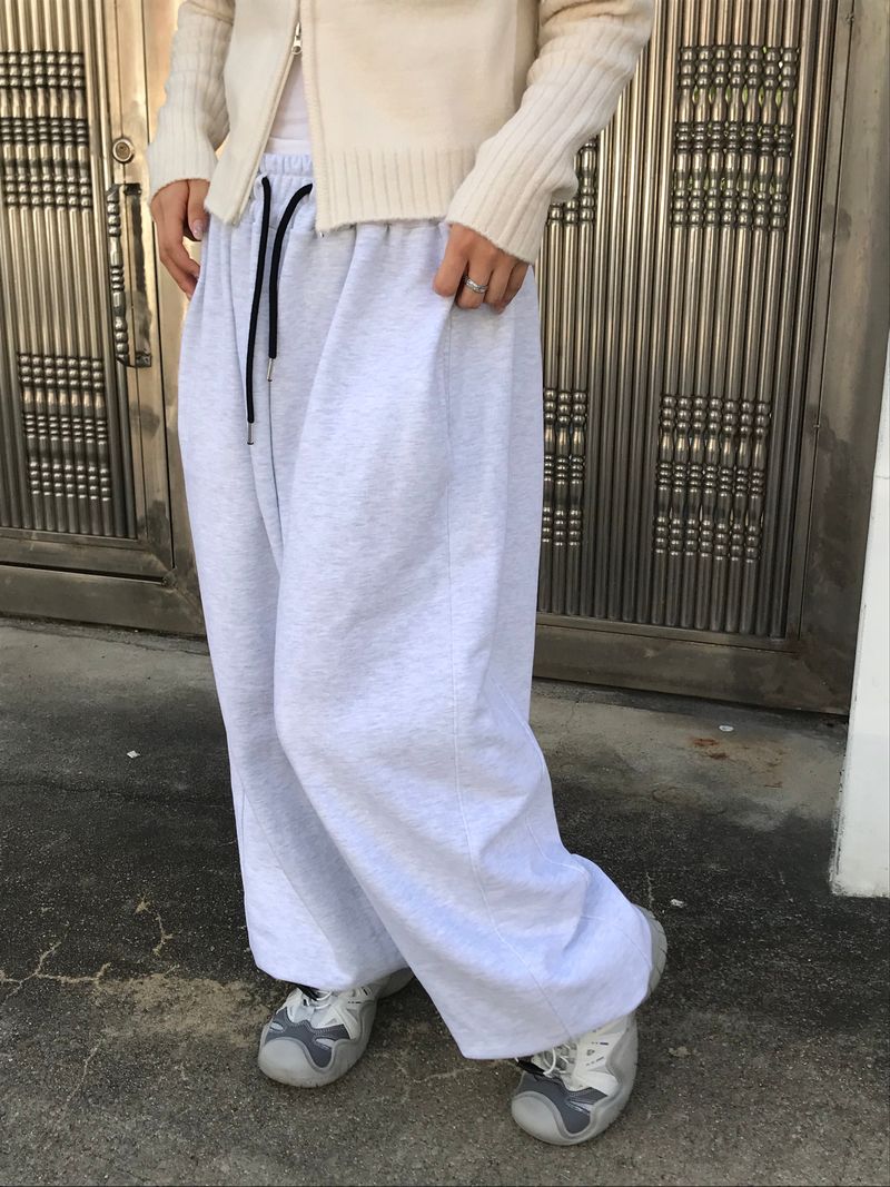 Willow balloon sweat pants