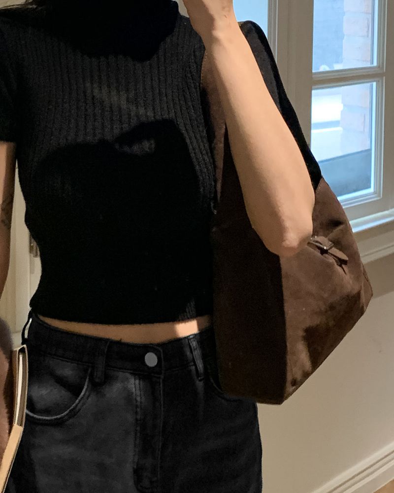 Chenco Suede Shoulder Bag