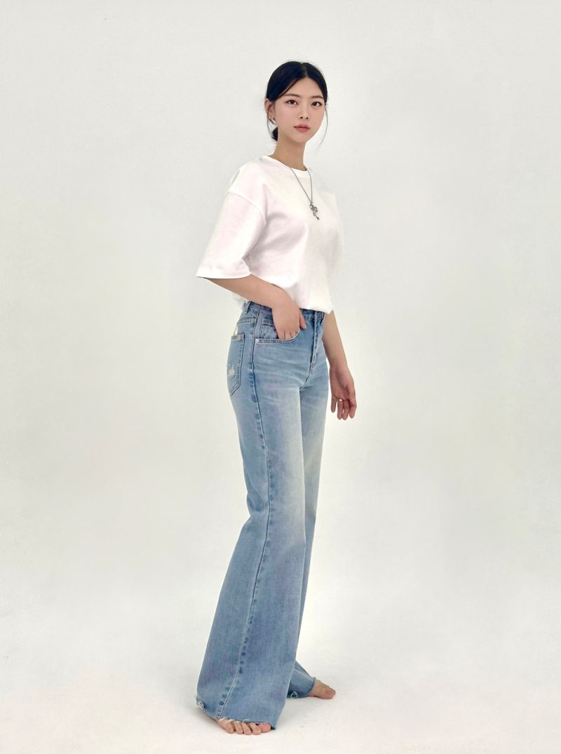 2ND REORDER EMBROIDERED FLARE JEANS code 25101