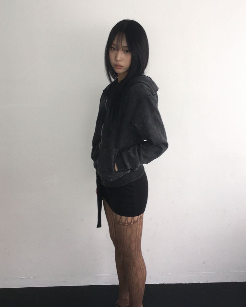 Pigment unbalanced hood jumper
