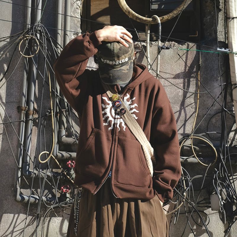SEMIKAJI（セミカジ）の「TO Vintage Printing Fleece Crop Zip-up（Jackets/Outerwear）」