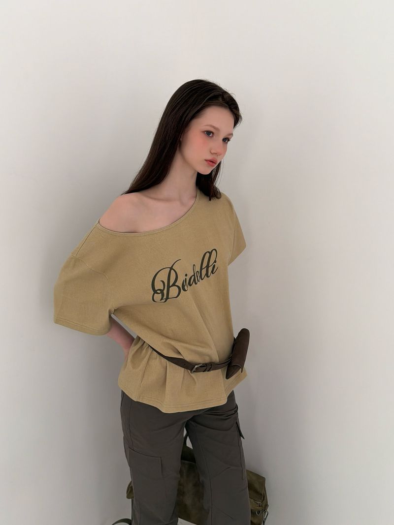 [ORIGINAL] Wit Lettering Pigment Off-Sleeve Tee