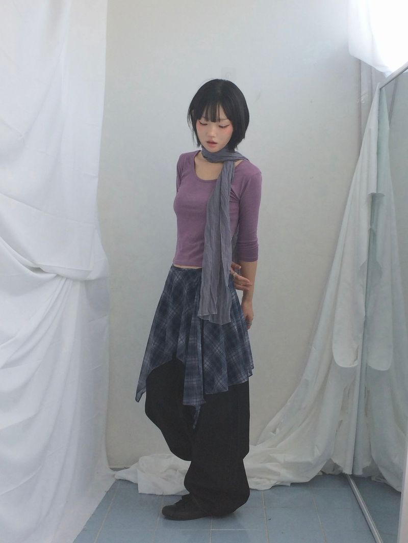U-Neck Three-Quarter Slim Line Cotton Top