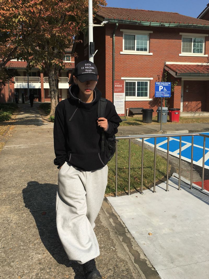 Limit Boa Fleece Sweatpants 5C