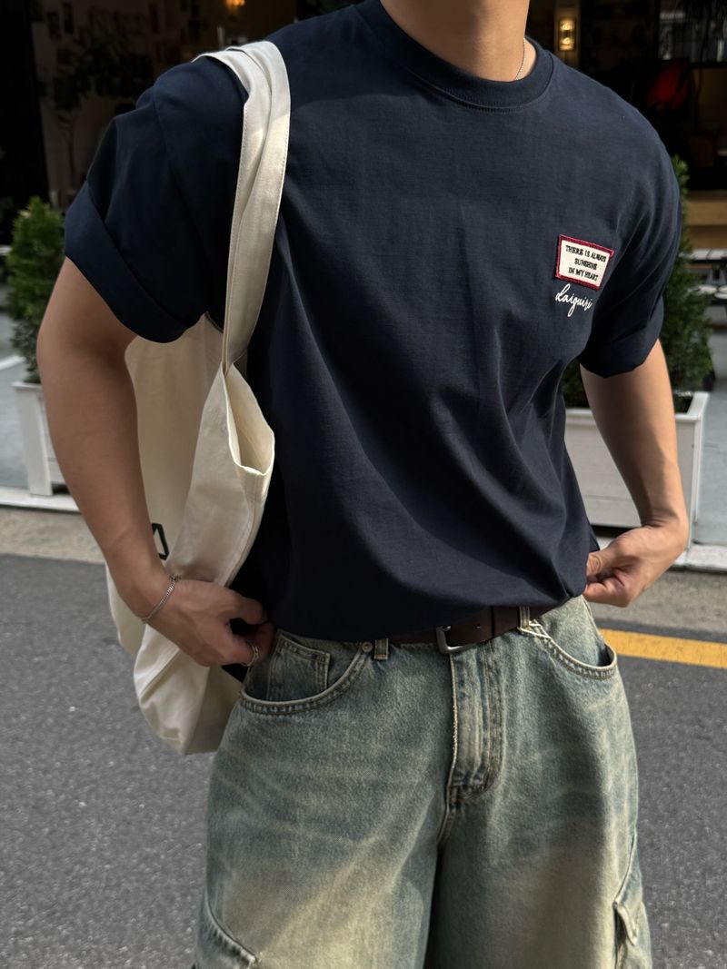 Quire patch embroidery short sleeve t-shirt