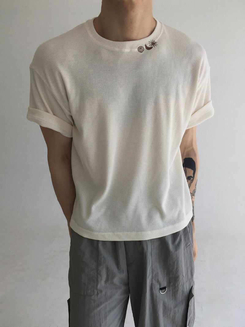 crop weather neck embroidery tee(3colors)
