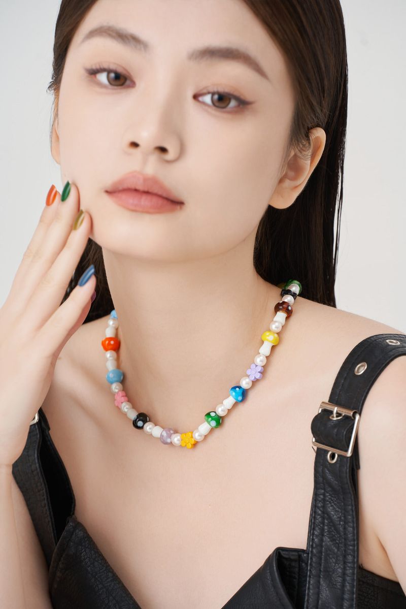 SUMMERLAND CHOKER 