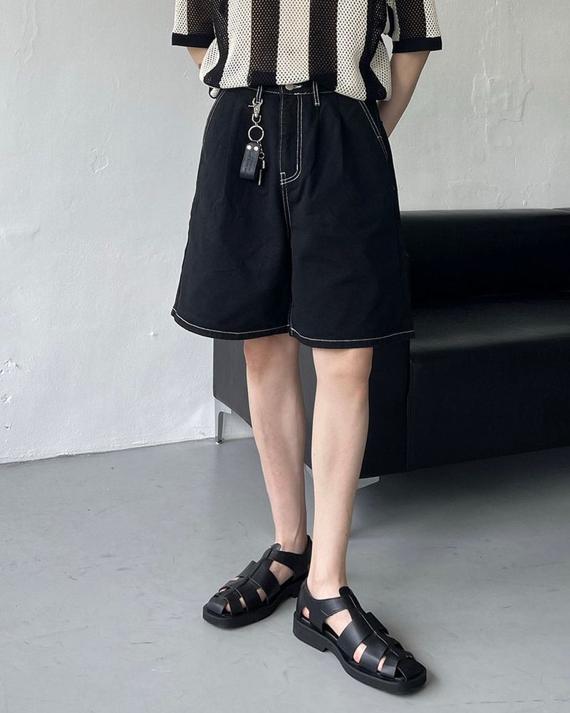 SI Two Tuck Shorts (S–L)