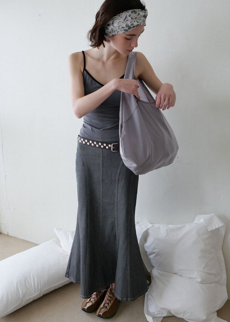 VOOR(ボル)の「Airy Folding Hobo Bag_Pale Purple(Bags)」