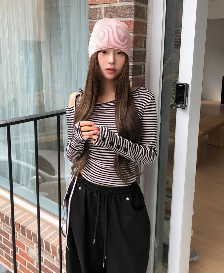 Delitte Stripe Unbalanced Shoulder Long Sleeve