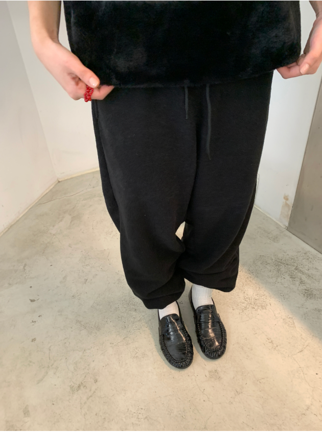 howu（ハウユ）の「ヴィエールヴィンテージリンクルレザーローファー（2c）（Shoes）」