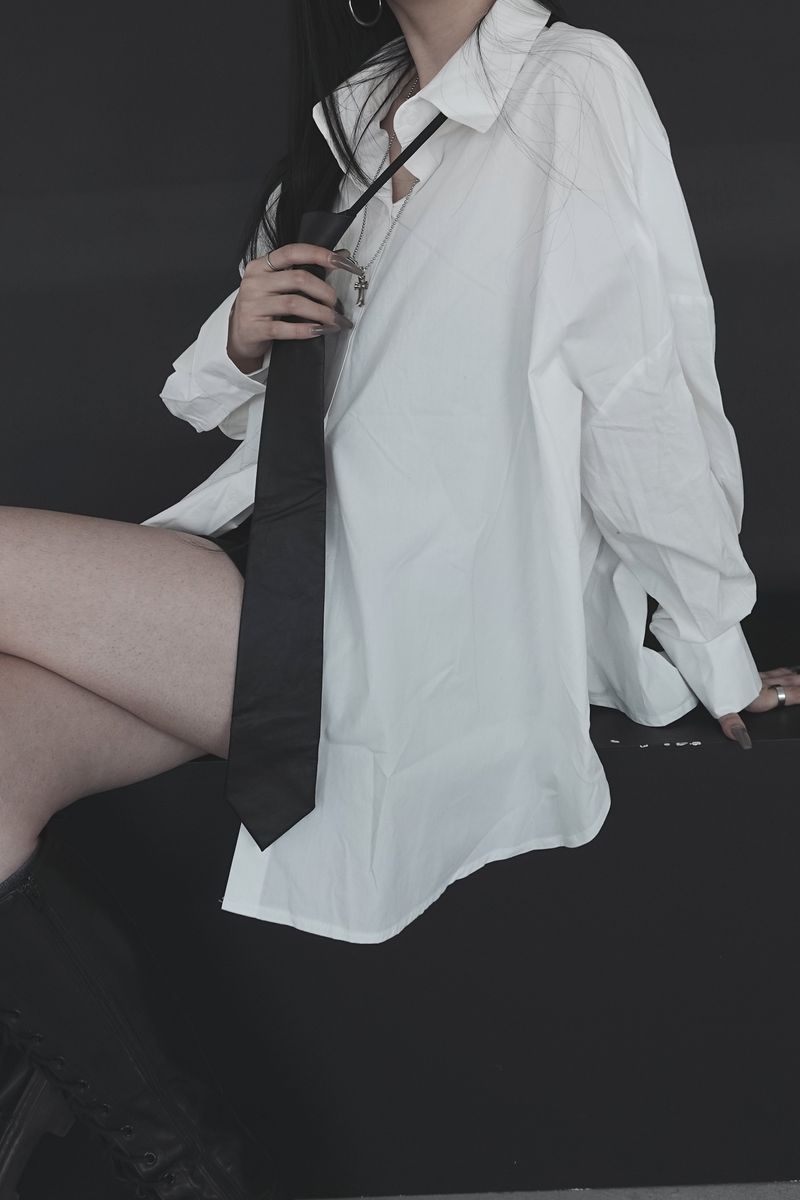 basic overfit shirt