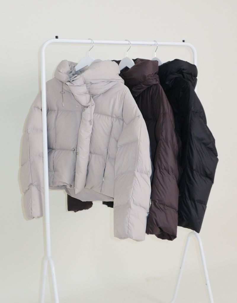 Out String Winter High-Neck Duck-Down Padded Jacket (Light Padded)