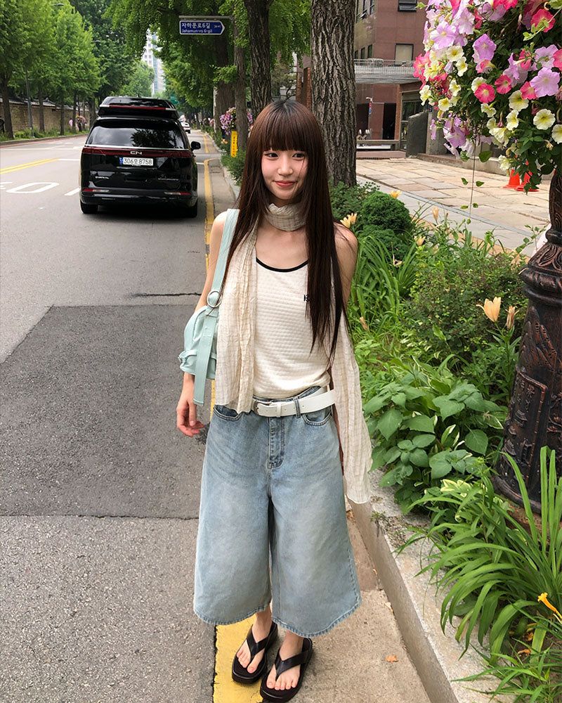 [ORIGINAL] Flute Embossed Sleeveless