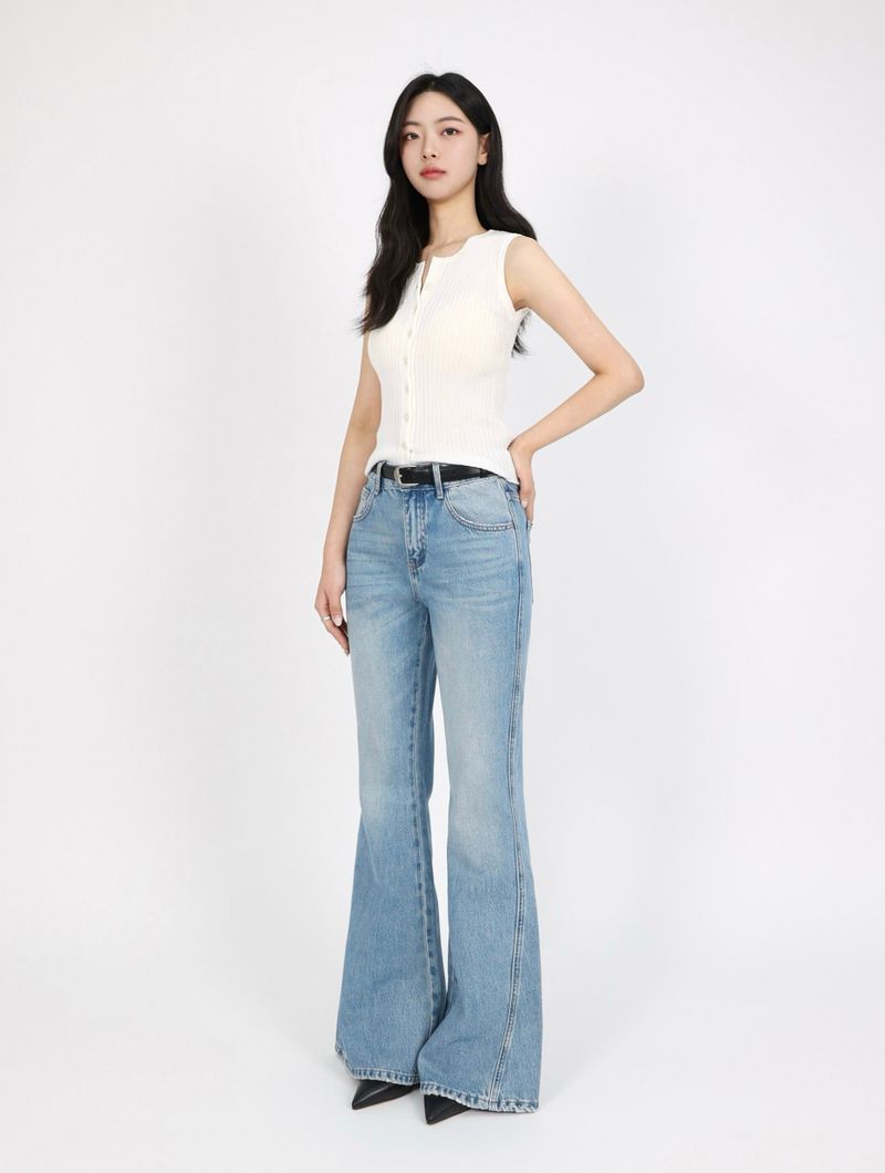 MID-WAISTLINE FLARE DENIM code 26209