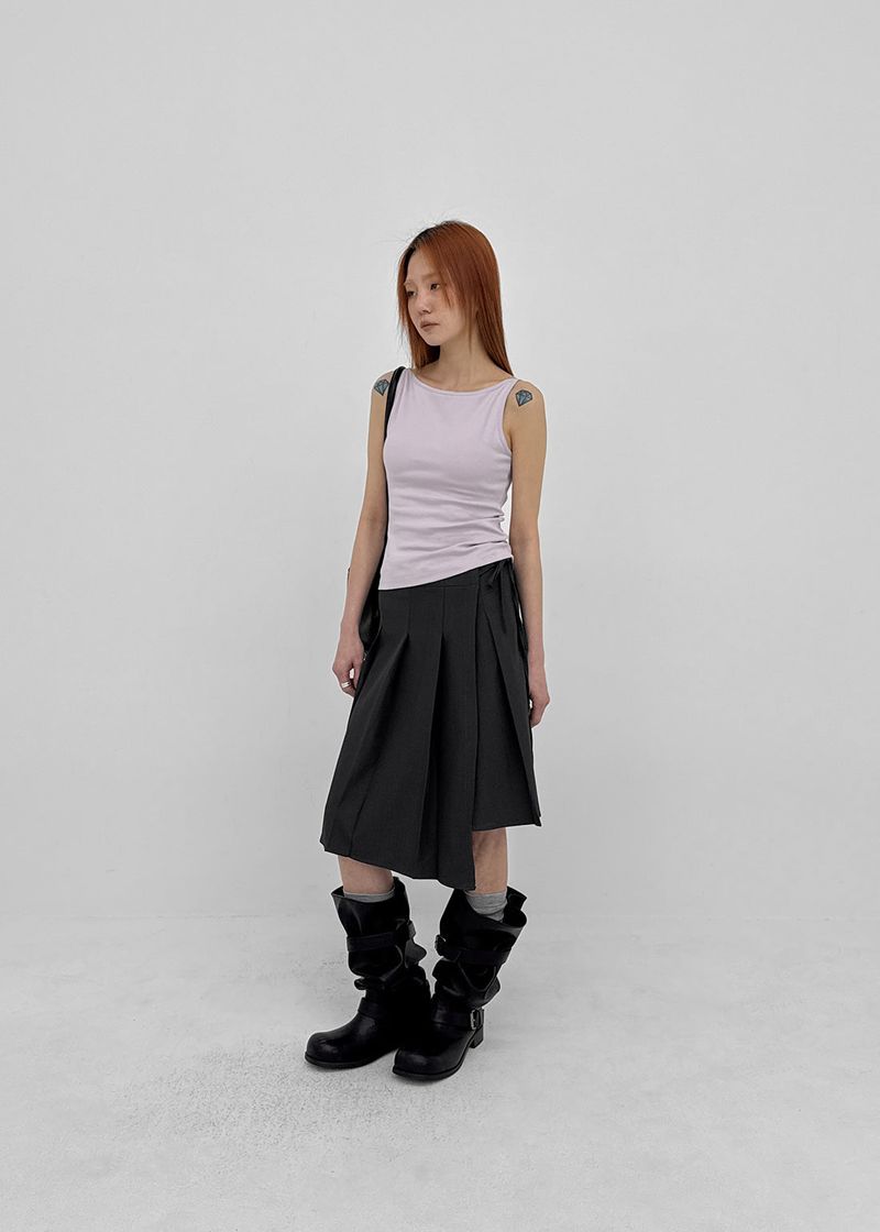 [MADE] Yeti Boat Neck Sleeveless Top (Built-in Cap)