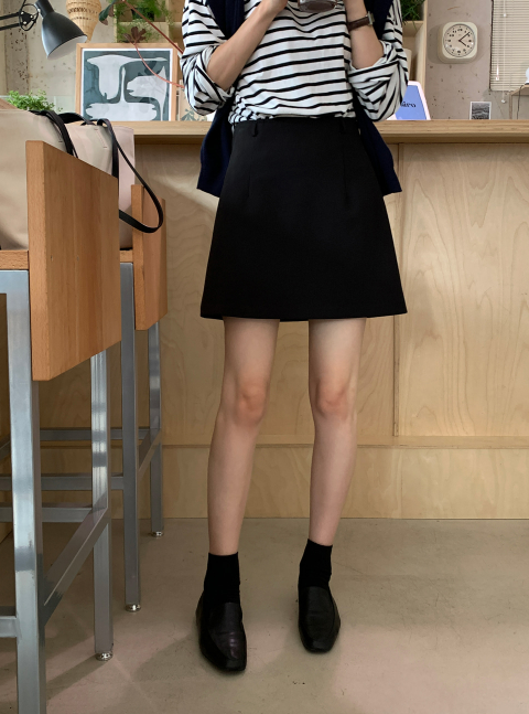 Lavigne Simple A-line Belted Mini Skirt