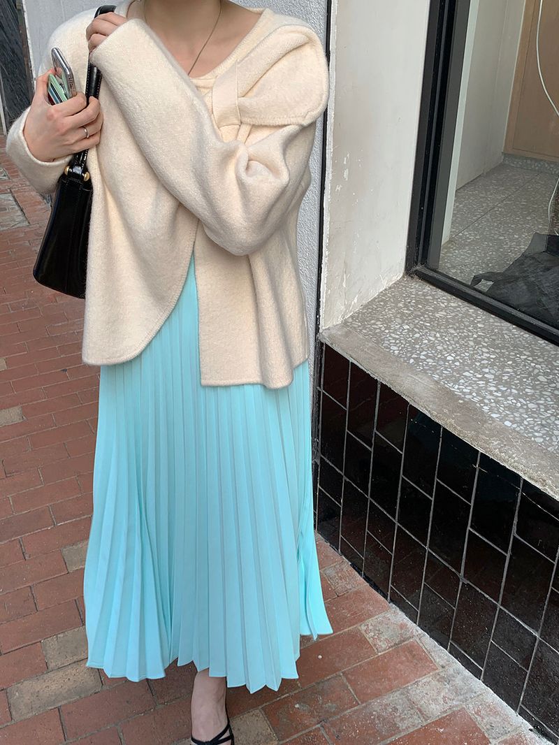 [MADE] LOVE MORE PINTUCK LONG SKIRT