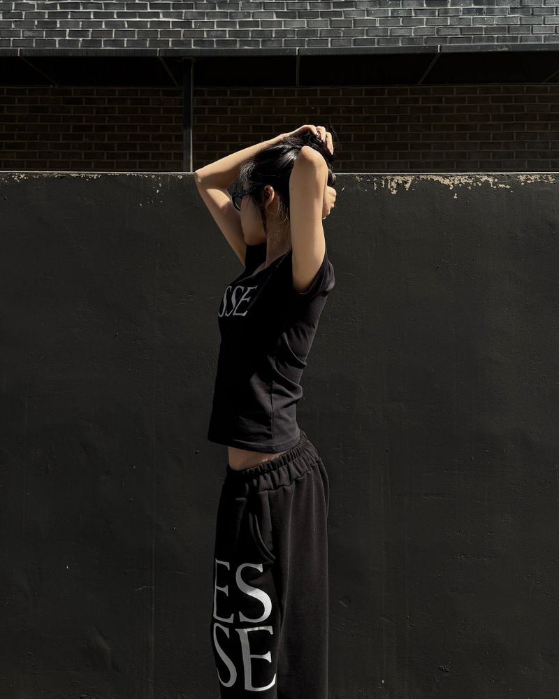 Esse crop tee