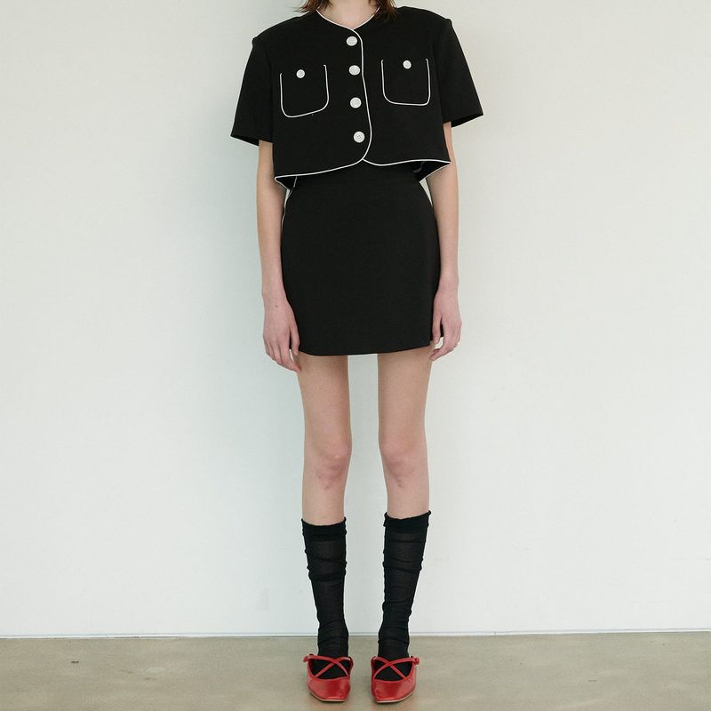 MOIFAIRE(モイフェア)の「 LINE MINI SKIRT, BLACK(Skirts)」