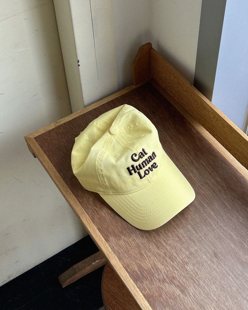 CAT HUMAN LOVE BALL CAP / YELLOW/BROWN