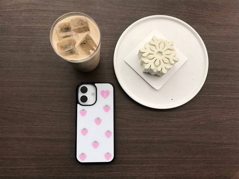 snow berry case - white snow
