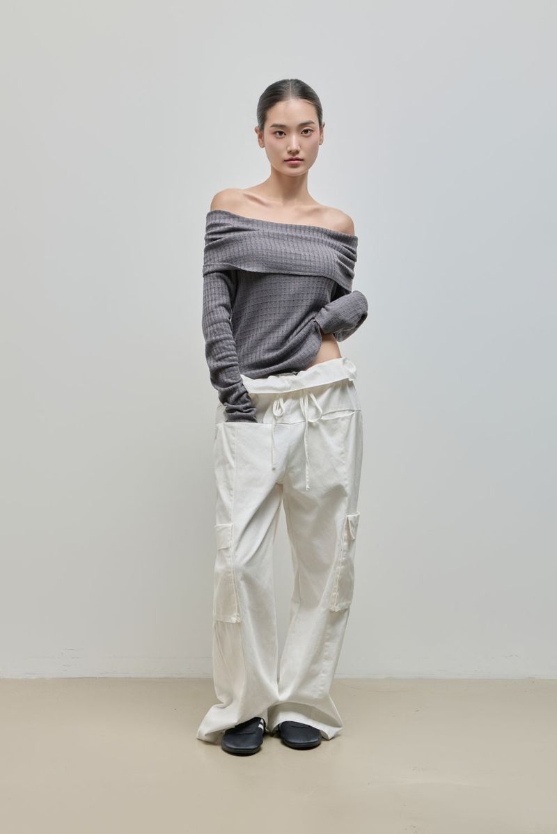 Cowl-neck Open Shoulder Tee_Charcoal
