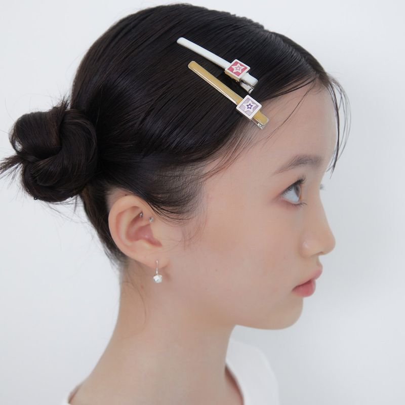 FILLOW（フィロー）の「ファジーツインスターヘアクリップ（ヘアアクセサリー）」