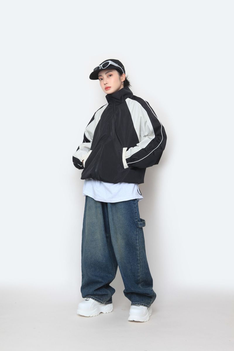 piping colored nylon jacket